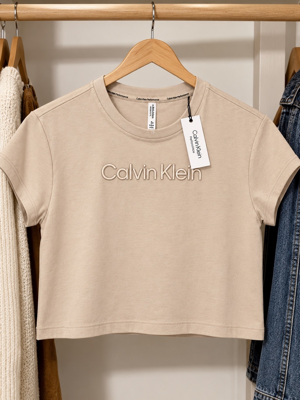 NWT CALVIN KLEIN CROP PERFORMANCE FLEECE TOP